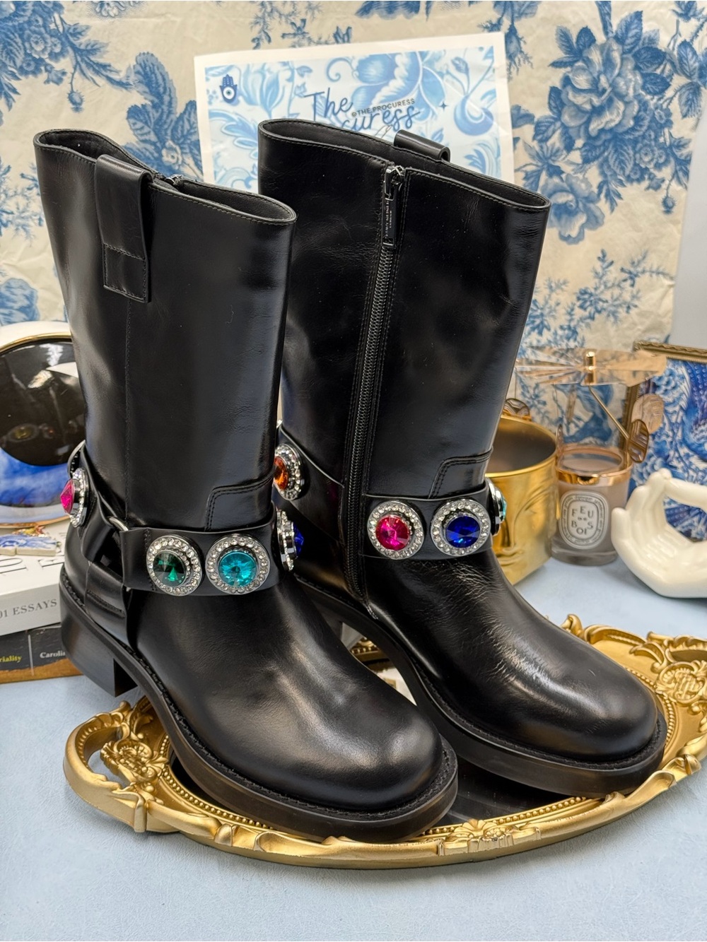 🆕 KURT GEIGER LONDON 🧿 NWOB Octavia Crystal-Embellished Biker Boots Sz 37 US 7